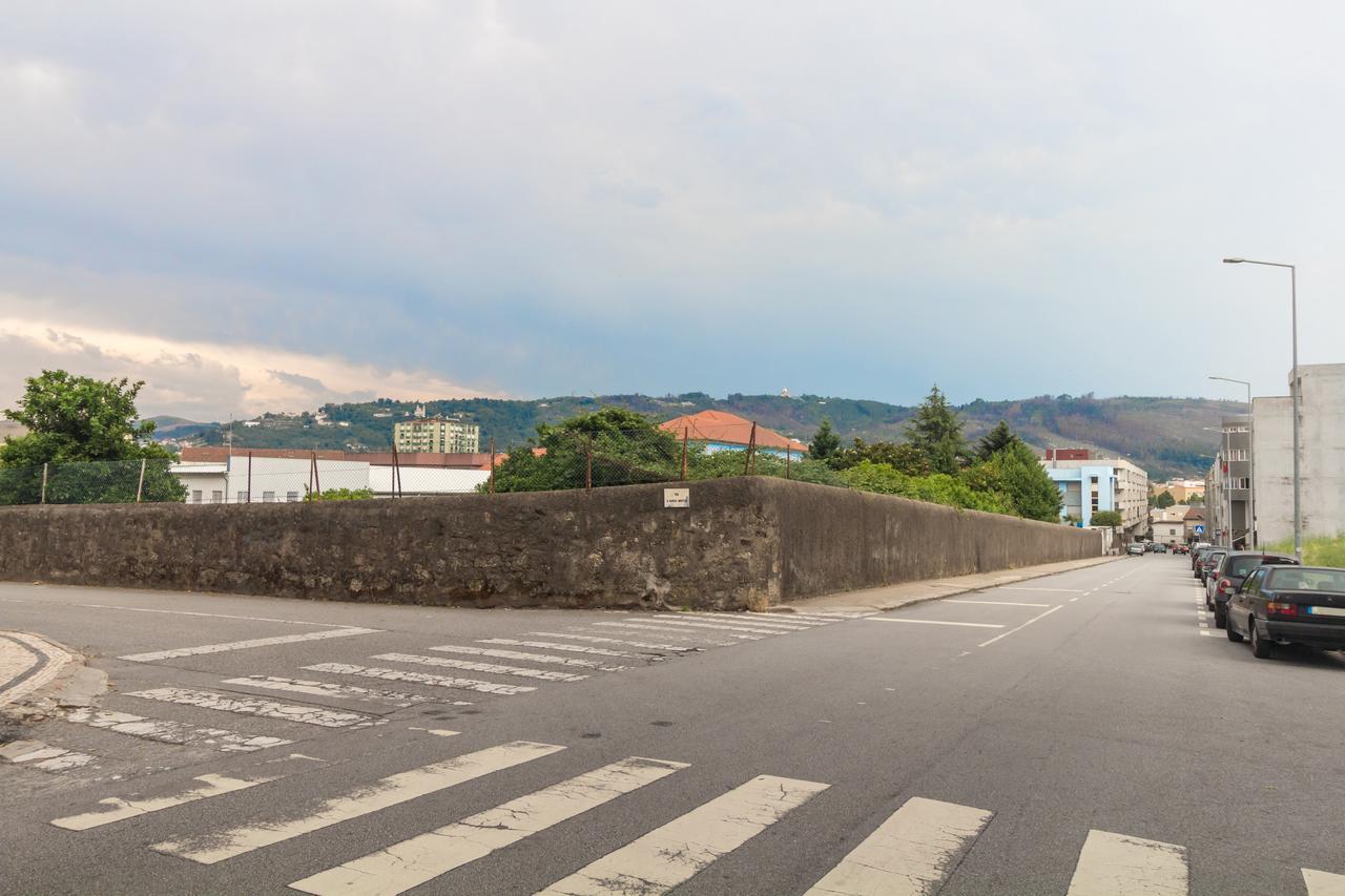 Taxa - T2 No Centro Da Cidade - Braga Apartment Bagian luar foto